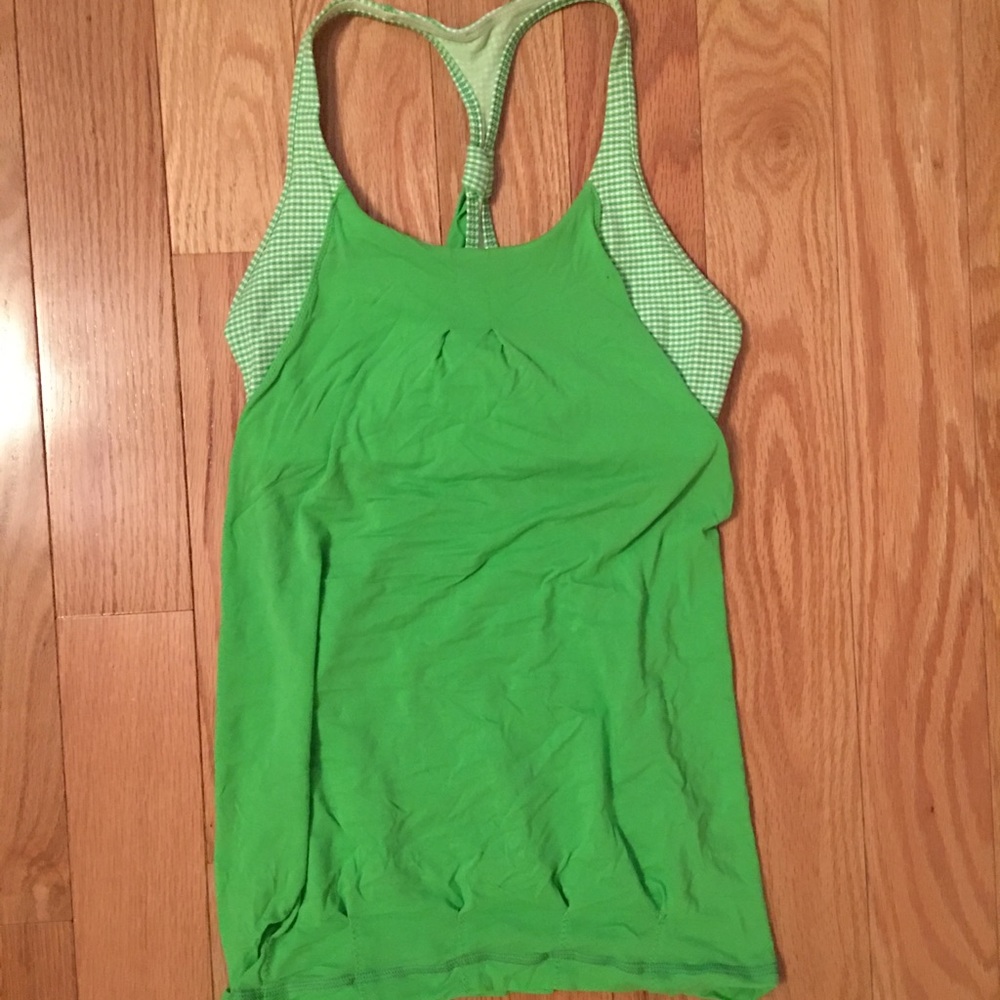 Lululemon top